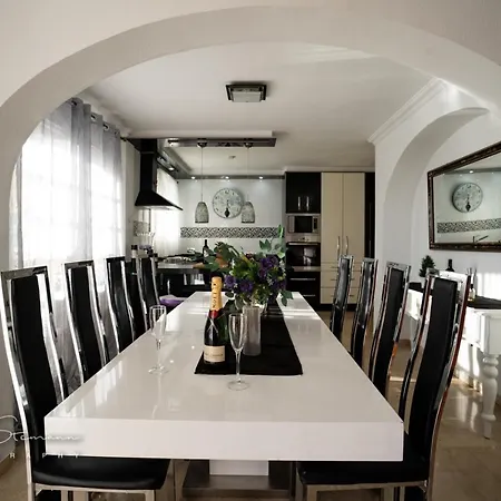 De Luxe Bas Prix * Costa Adeje (Tenerife)